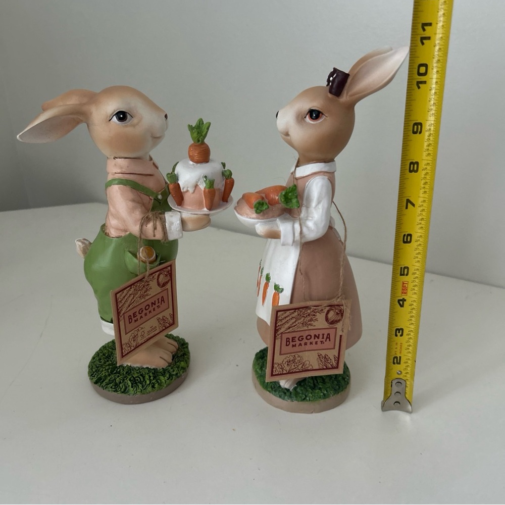 Easter Bunny Rabbit w Carrots Figurine Set- Farmers Primitive Style Peter Rabbit - Picture 9 of 13